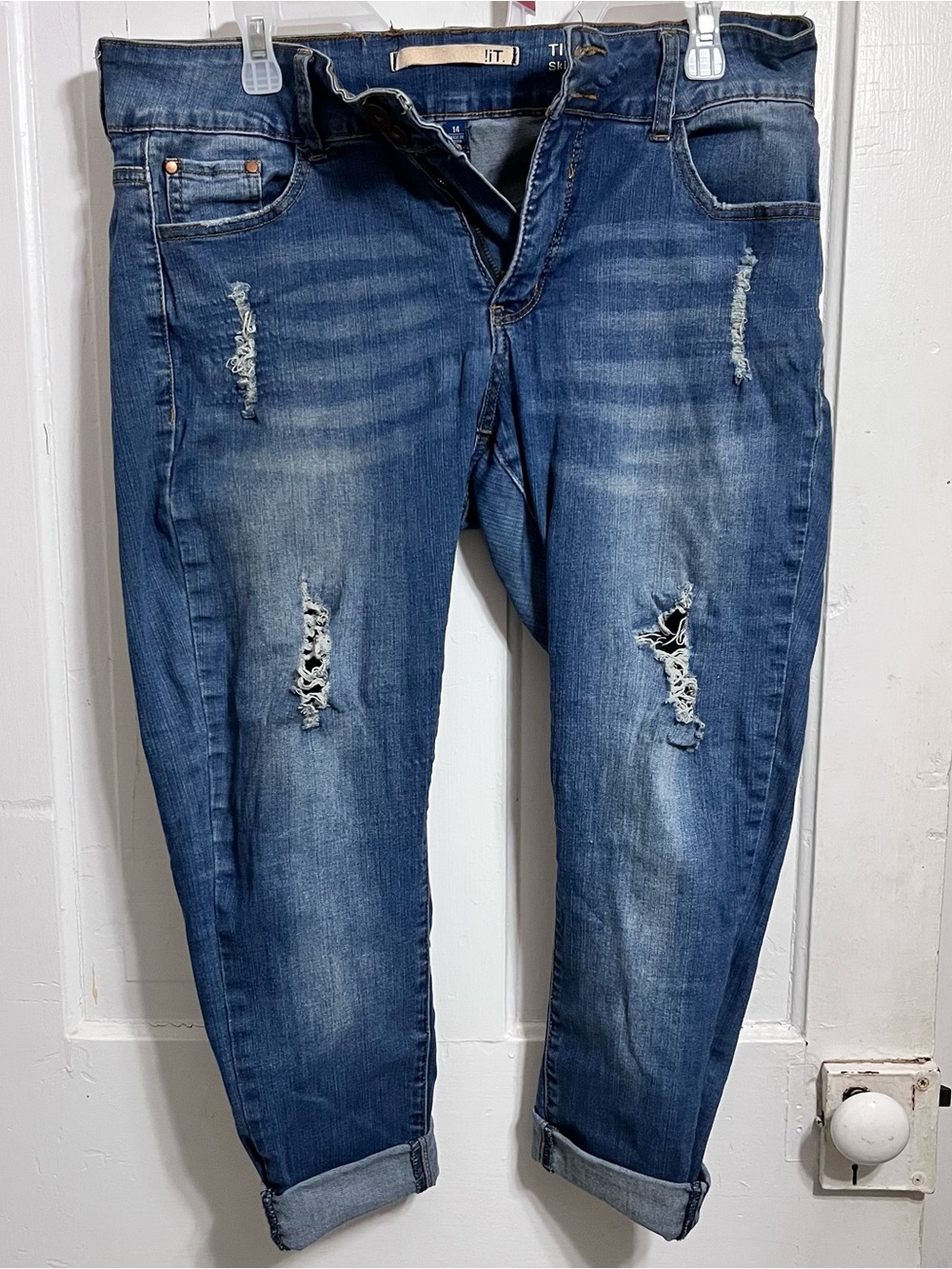 !iT Medium Blue Skinny Ankle Jeans